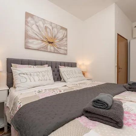 Apartman Cozy In With Wifi *