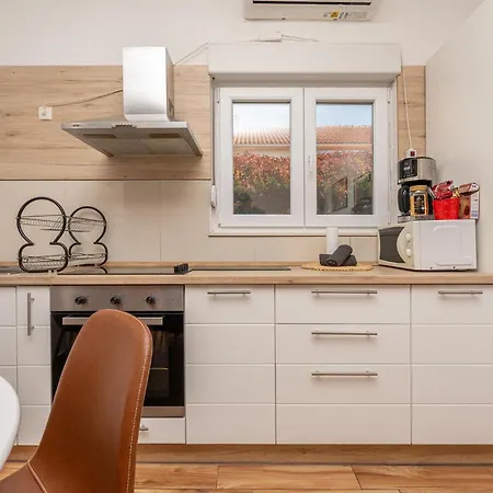 Stunning In With Wifi Appartement Zadar